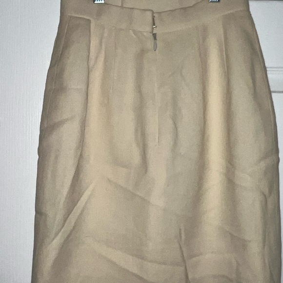 Anna Klein Suit Skirt - Picture 2 of 4